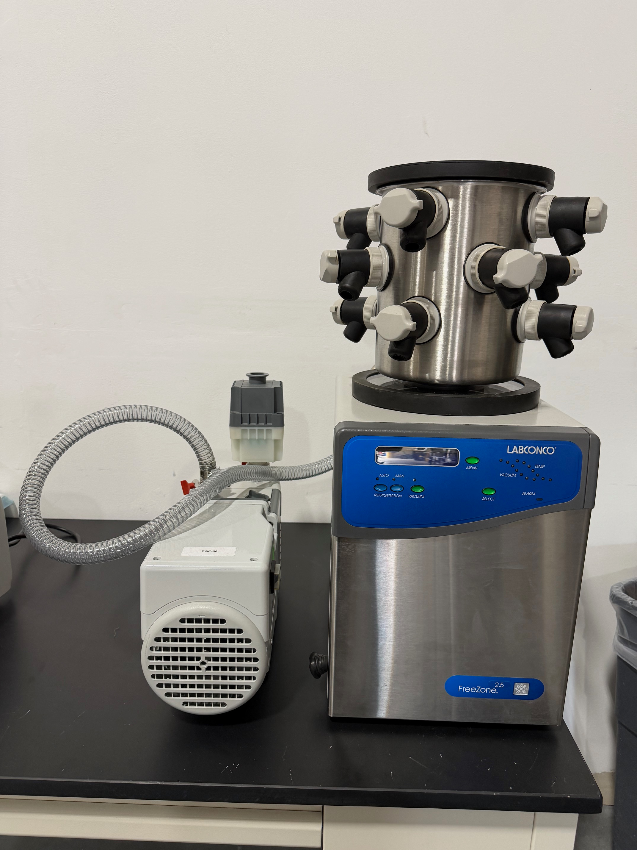 03chimaページ Labconco FreeZone 2.5L -50C Benchtop Freeze Dryer with Manifold
